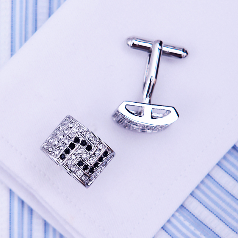 أزرار أكمام كريستالية من ماركة - مراجعة Mens Grooming Brand وسعره